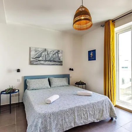 Elegant 2br Close To And Paceville Saint Julian's