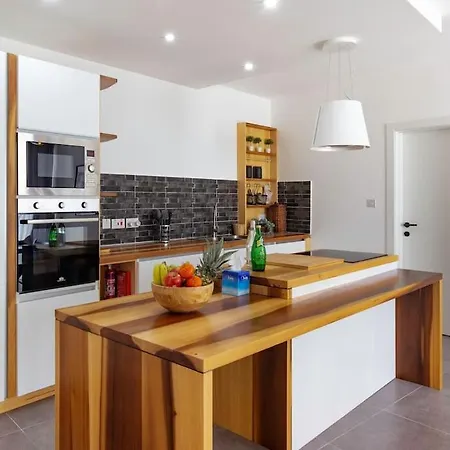 Apartment Elegant 2br Close To And Paceville